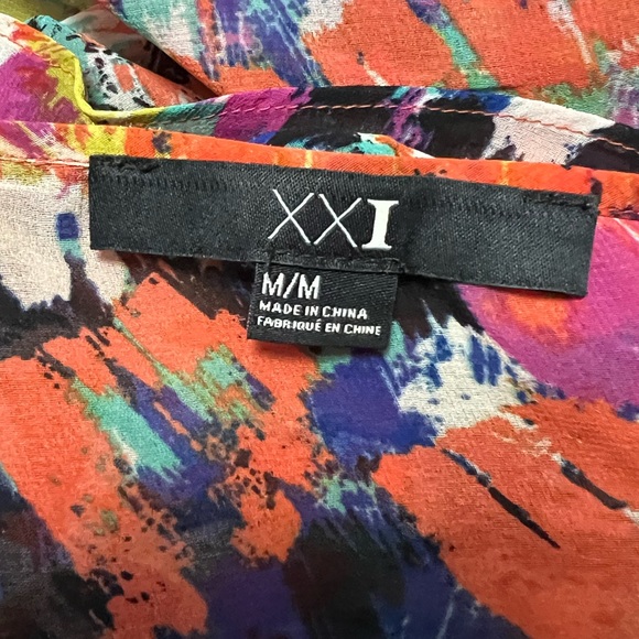 Tops - XXI - Picture 3 of 3